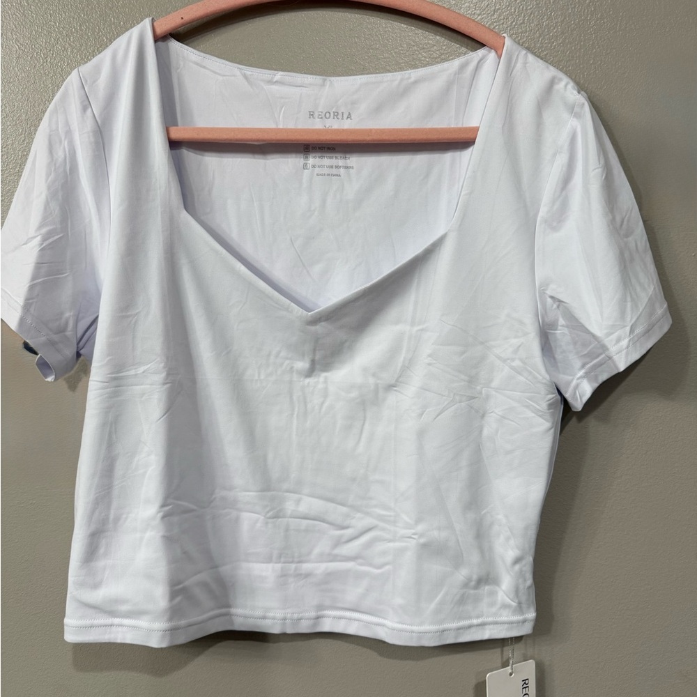 ReoRia Women's Classic White V-Neck Blouse